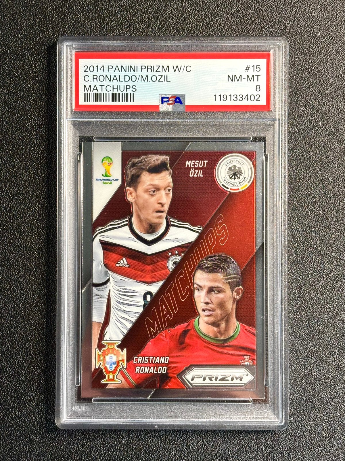 PSA 8 Cristiano Ronaldo Ozil 2014 Panini Prizm W/C Matchups, Ophalen of Verzenden, Nieuw, Plaatje