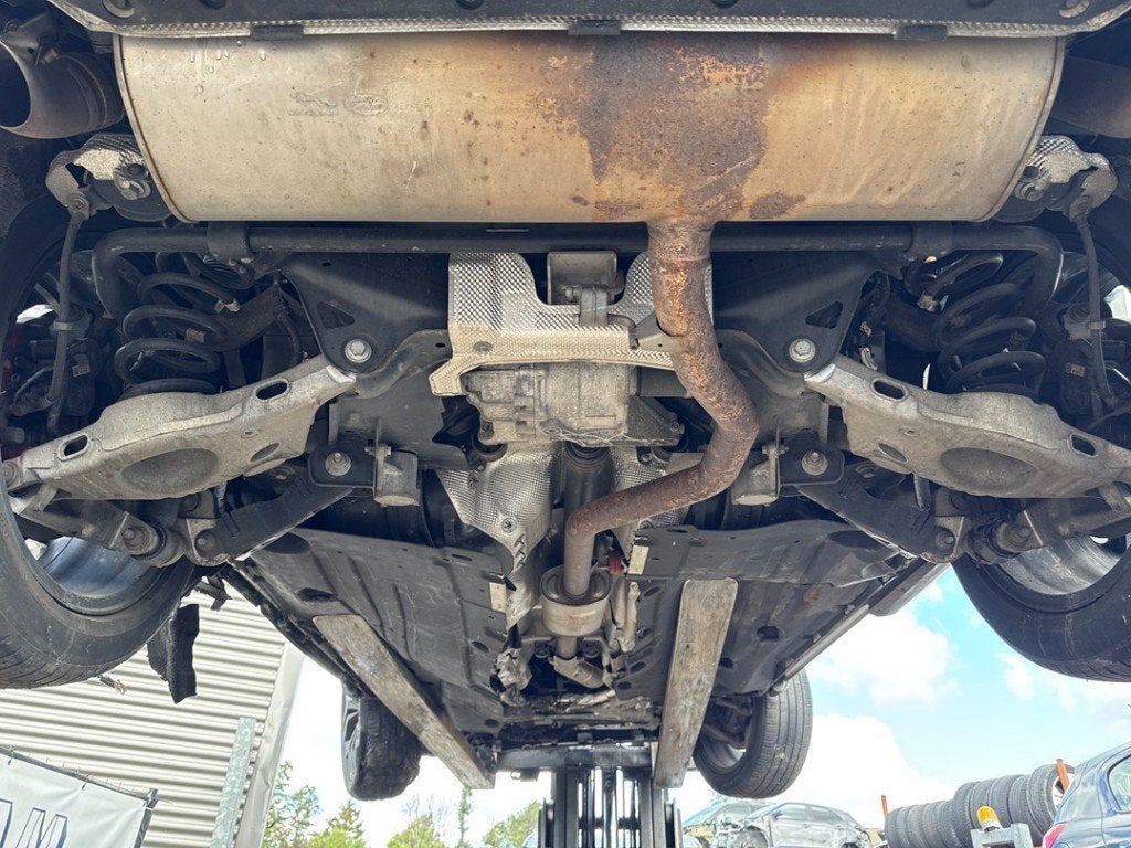 CARDAN ARRIERE DROIT (TRANSMISSION) (|LR133241|), Campus Kronberg 7
61476  Kronberg im Taunus, DE, Land Rover, Utilisé, Jaguar Land Rover Deutschland GmbH