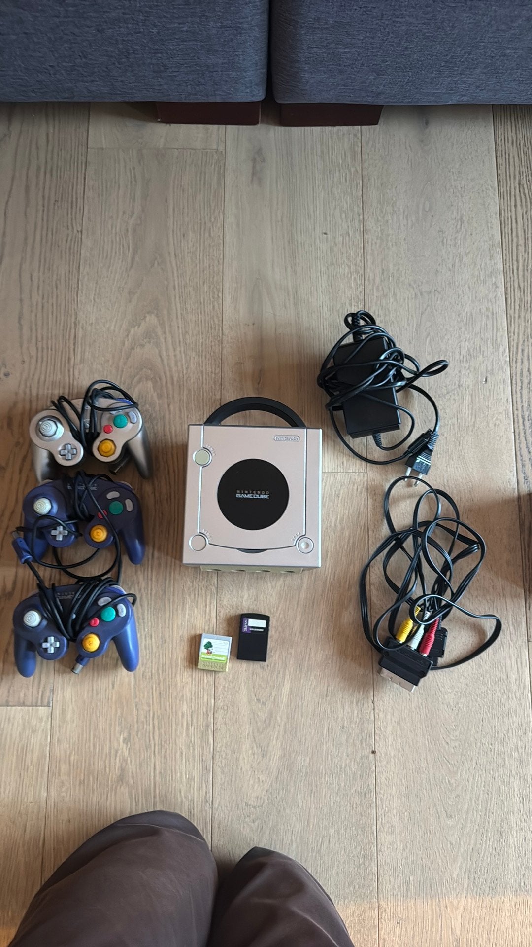 Nintendo GameCube + 3 controllers + 5 games, Games en Spelcomputers, Ophalen, Zo goed als nieuw, Met geheugenkaart, Met 3 controllers of meer