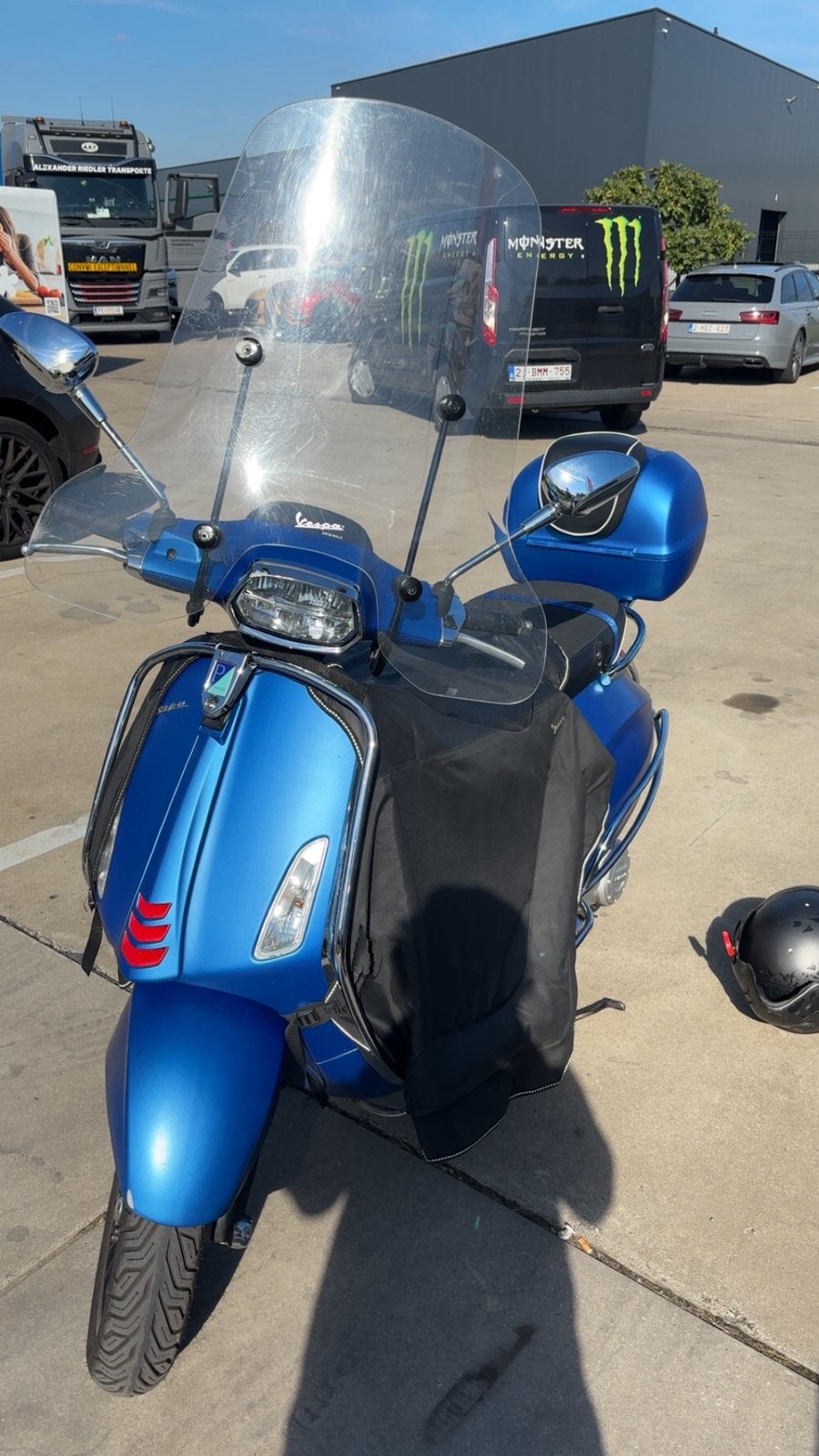 Vespa Sprint 50cc ( FULL OPTION ) A KLASSE, Ophalen, Zo goed als nieuw, Benzine, 50 cc