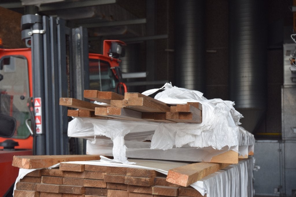 étagères azobé, Poteaux, Bois dur, Comme neuf, Enlèvement