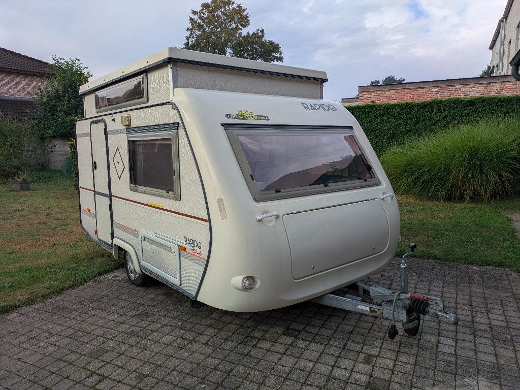 Caravan 750kg MTM Rapido Club 32, Jusqu'à 4 m, Roue de secours, Lit transversal, 500 - 750 kg