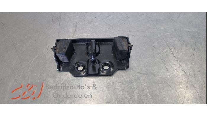 Slotvanger Achterklep van een Ford Tourneo Custom, Gebruikt, -, -, Ophalen of Verzenden
