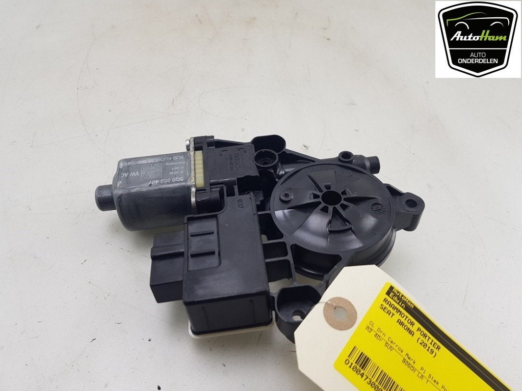 MOTEUR LEVE VITRE ELECTRIQUE Seat Arona (KJX) (|5Q0959407|), Utilisé, Seat