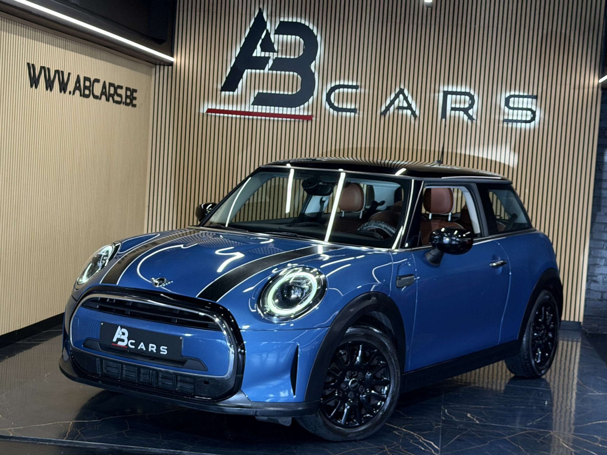 MINI Cooper 1.5i * BOITE AUTO * GARANTIE 12 MOIS * FACE LIFT, 4 zetels, Euro 6, Leder, Cooper