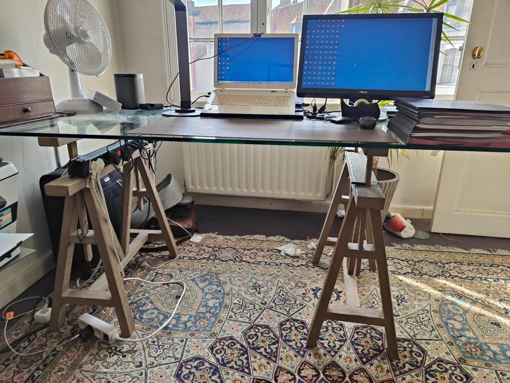 Bureau, Enlèvement