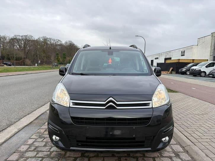 Citroen Berlingo | 12 M Garantie |106Dkm |1.6 Benzine |2016|, Voorwielaandrijving, 4 cilinders, 72 kW, Zwart