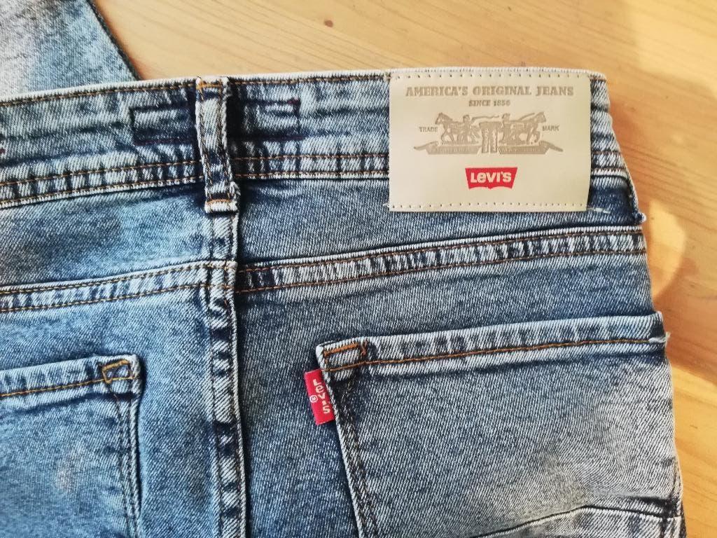 Jeans Levi's, slim fit, taille 30, Ophalen, Blauw, W30 - W32 (confectie 38/40), Gedragen
