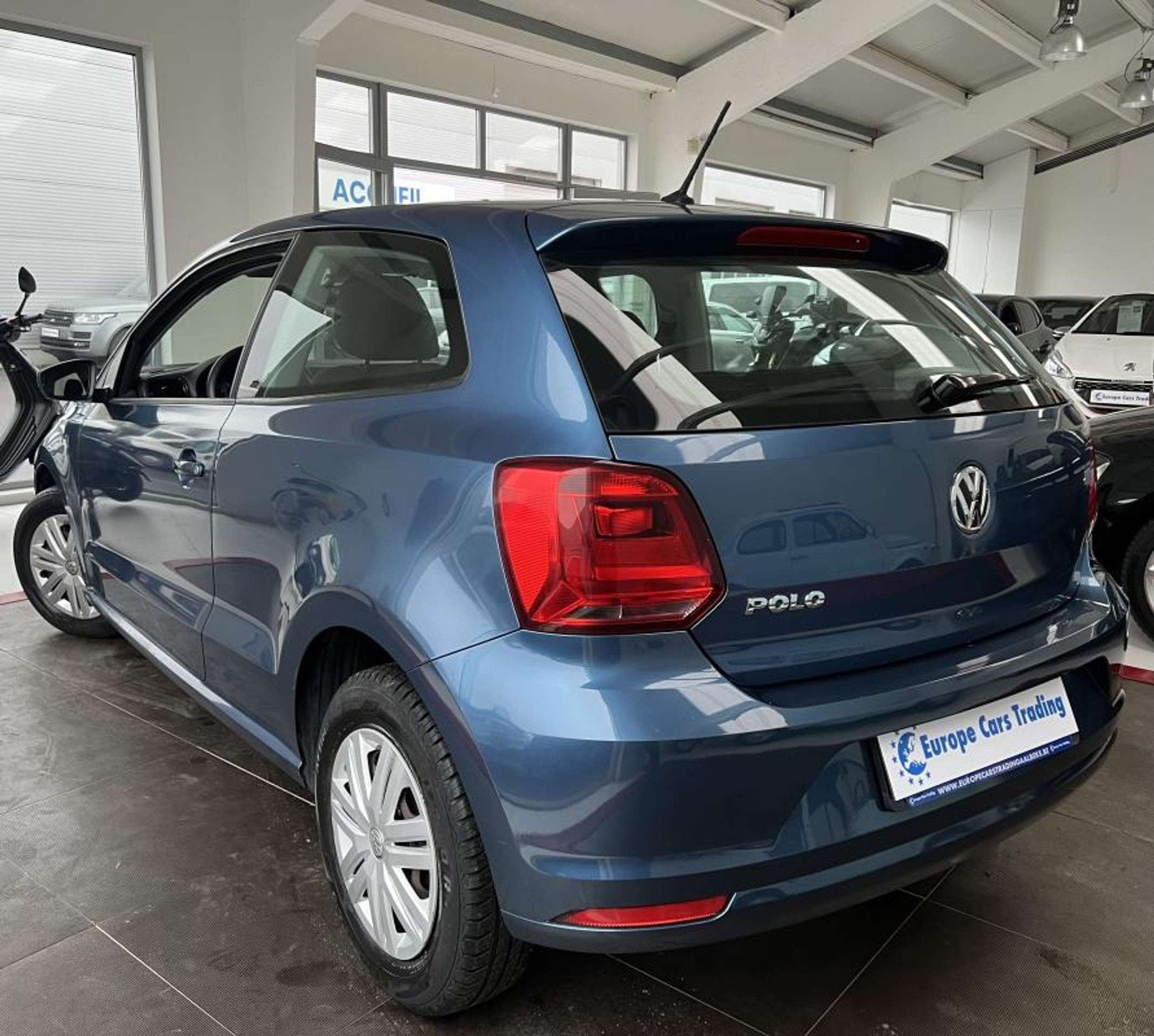 Volkswagen Polo 1.0 i 60CH 1ÈRE MAIN GAR 12M, Autos, Achat, Entreprise, Boîte manuelle, Noir