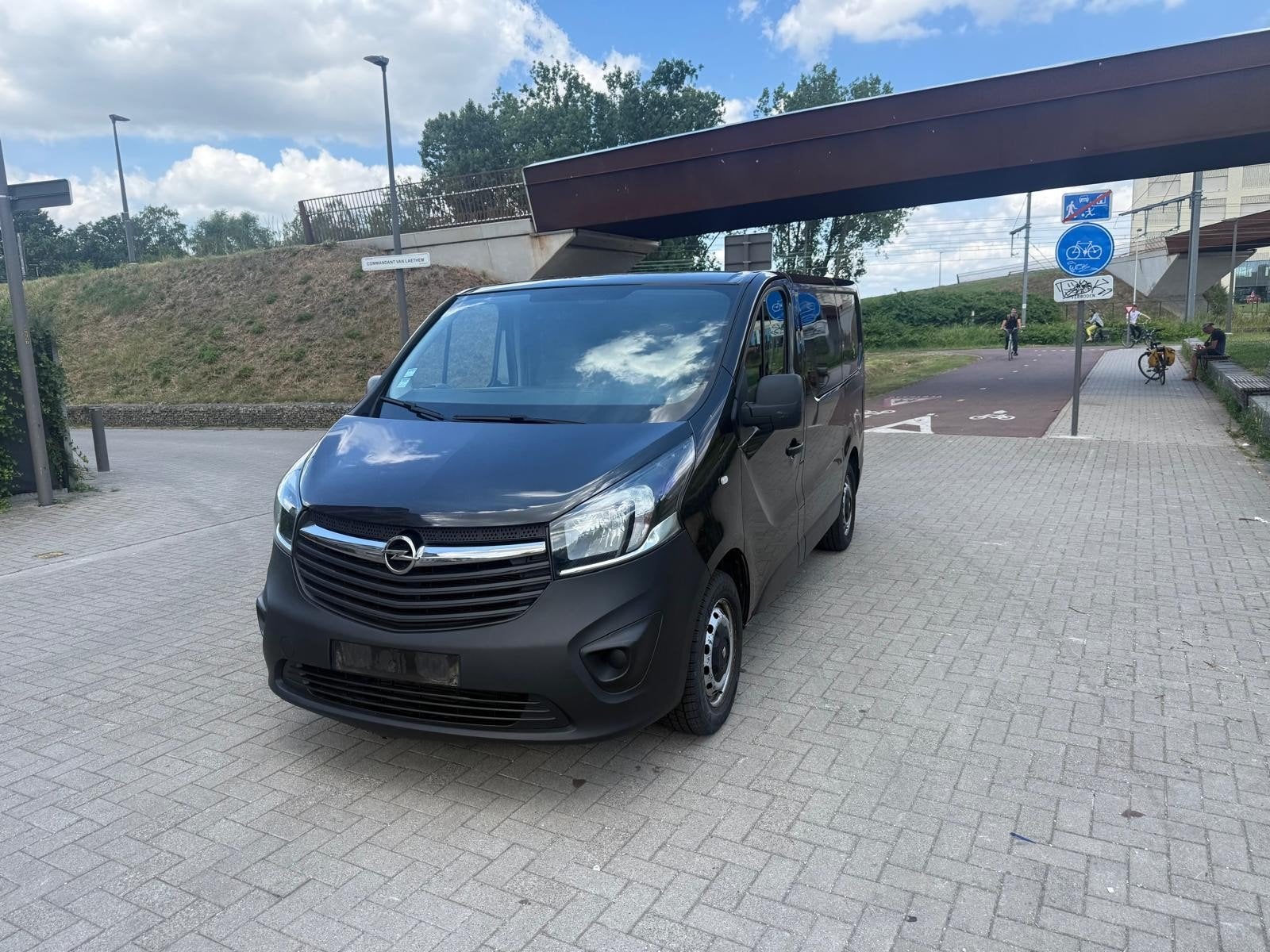 OPEL VIVARO 1.6TDCI 2016 140000KM AC NAV KEURING EURO6B, Opel, Particulier, Bluetooth, Te koop
