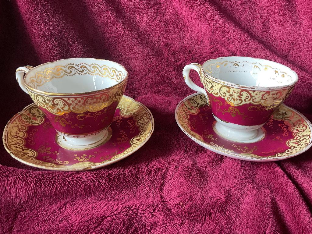 Tasses anglaises XIXeme, Enlèvement