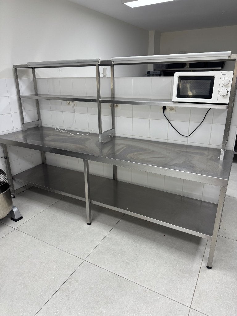 Werktafel met rek, Ophalen, Gebruikt