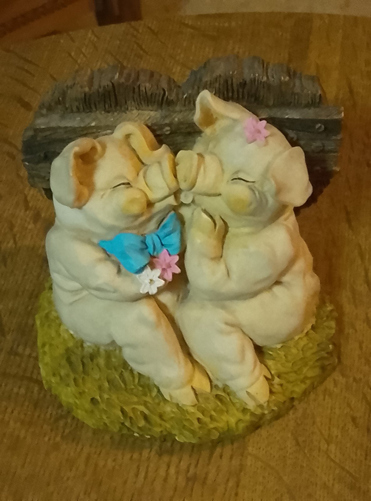 verliefde varkens, Ophalen