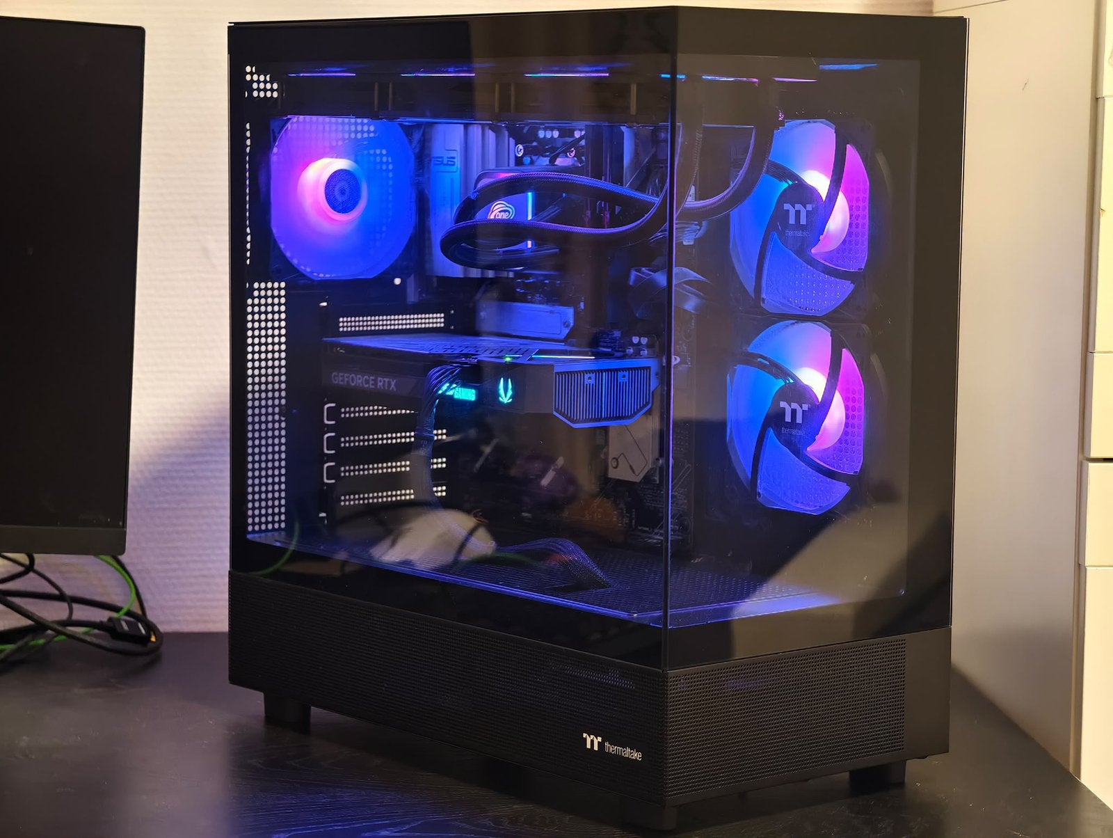 Gamer PC RTX 5070 / 7800X3D, Informatique & Logiciels, Enlèvement, Comme neuf, Gaming, SSD