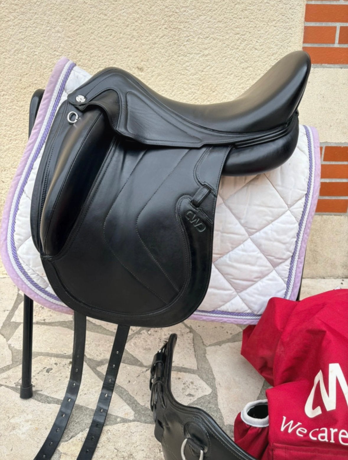 Selle de dressage CWD SE37 • 17,5 », Enlèvement ou Envoi, Taquets de genoux, Comme neuf, CWD