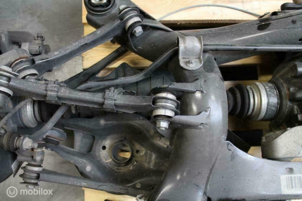 Cardanas links BMW 4 serie F32 F33 F36 F82 F83 (2014-heden), BMW, BMW