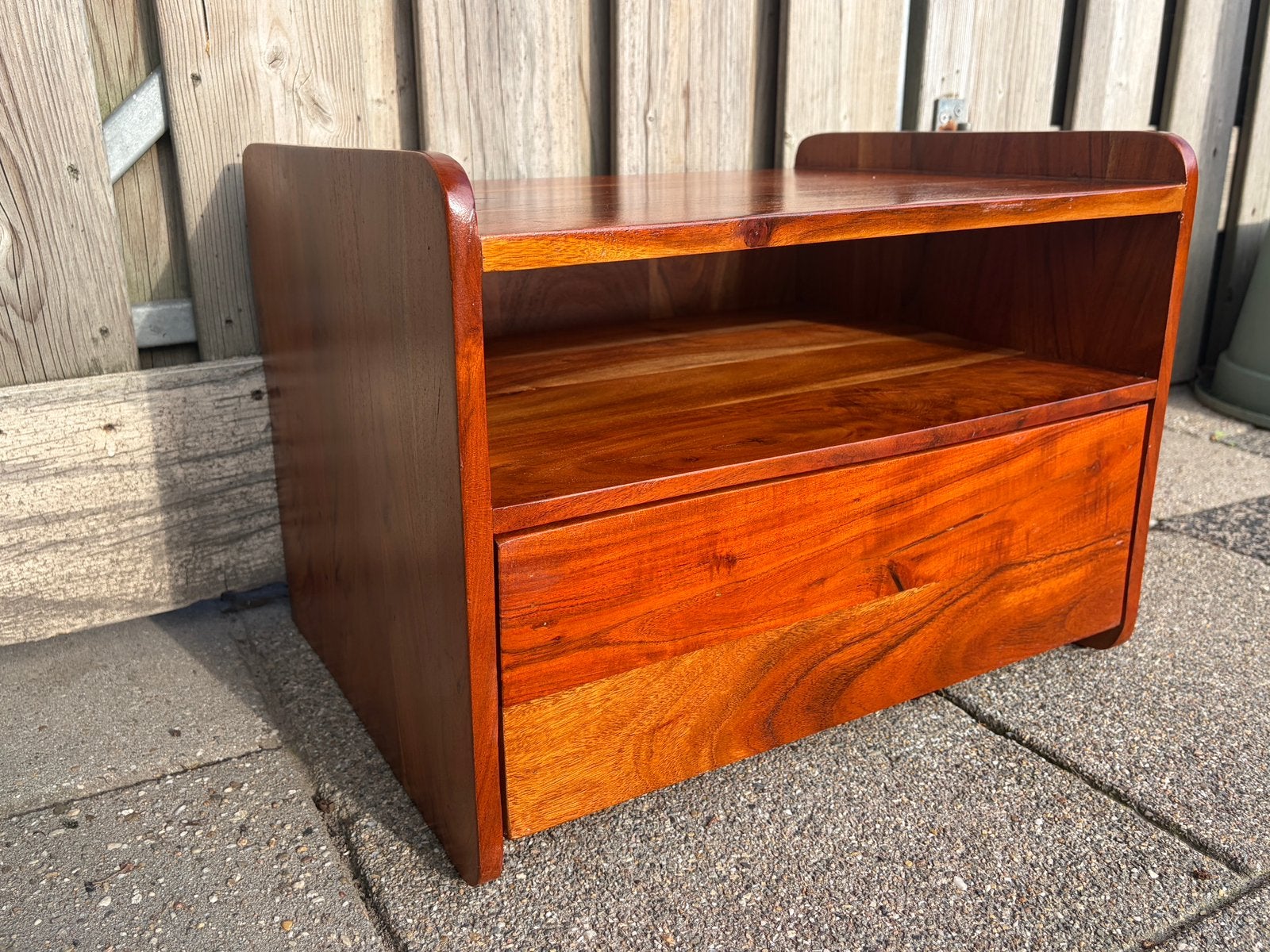Massief houten kastje, Huis en Inrichting, Gebruikt, 1 of 2 laden, 50 tot 100 cm, Minder dan 100 cm