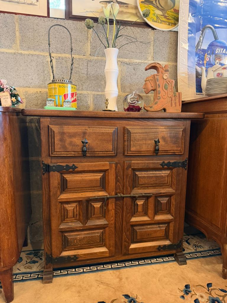 Beau meuble d’appoint, Enlèvement