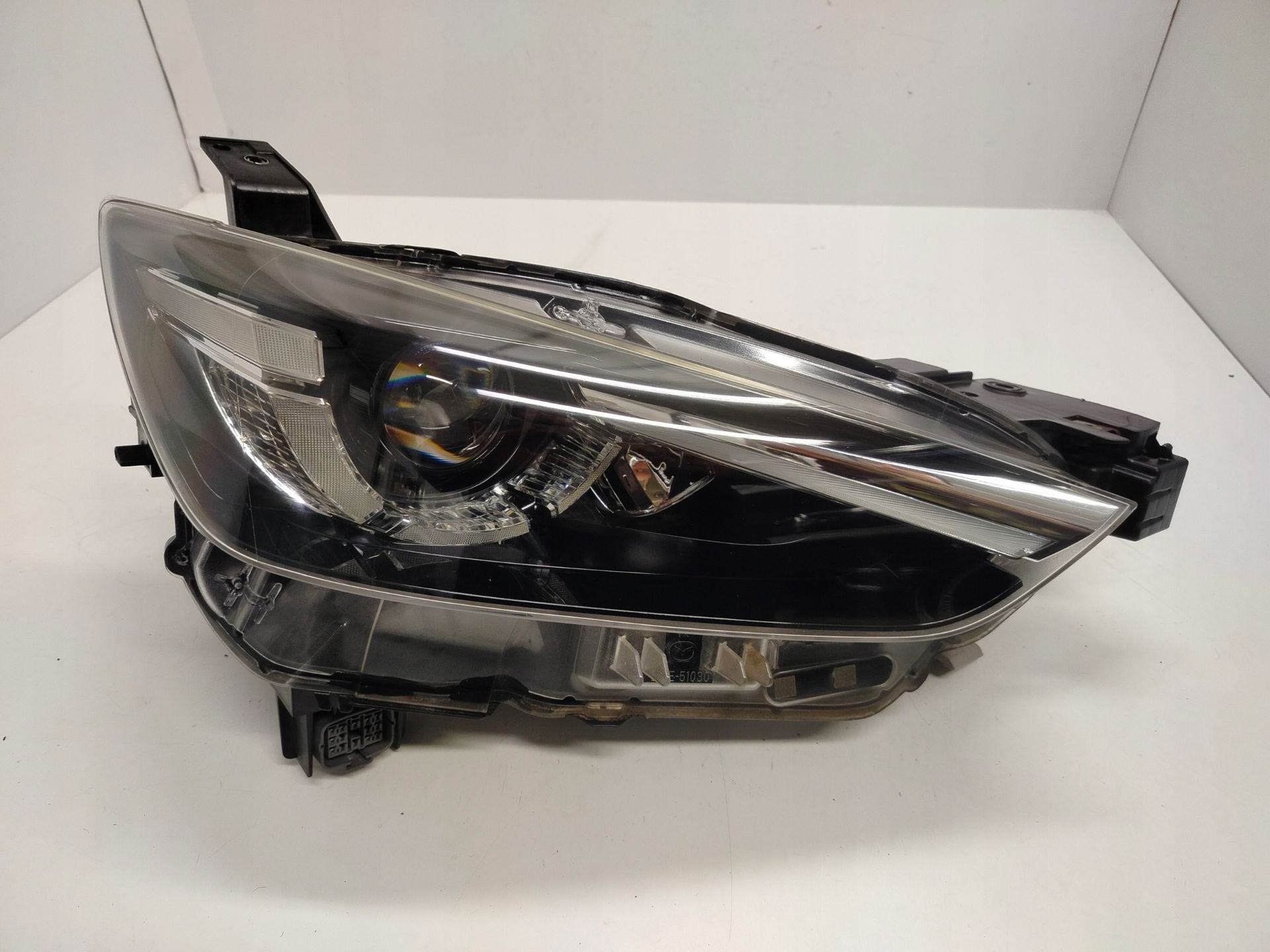 Mazda CX3 Koplamp D10E-51030, Gebruikt, Shinchi, Fuchu-Cho 3-1
730-8670  Hiroshima, Mazda Motor Corporation, Info@mazda.co.jp