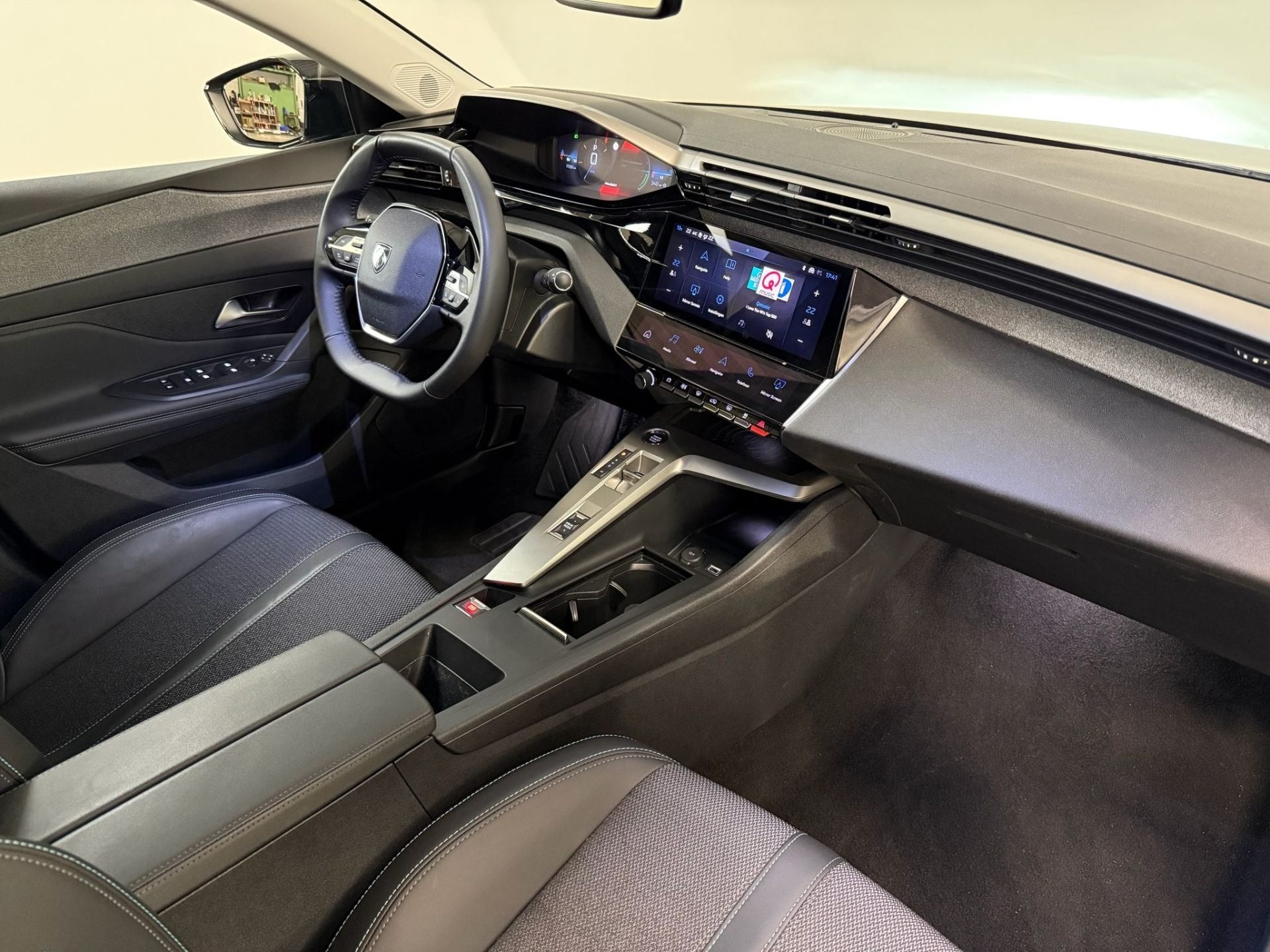Peugeot 308 SW Hybrid Allure e-DSC6 (automatique), Achat, Euro 6, Entreprise, Carnet d'entretien