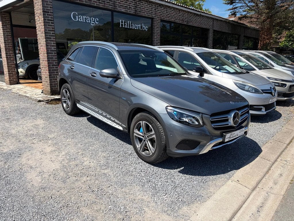 Mercedes-Benz GLC 2 Jaar garantie (bj 2017, automaat), Auto's, Automaat, Multifunctioneel stuurwiel, Stof, Gebruikt