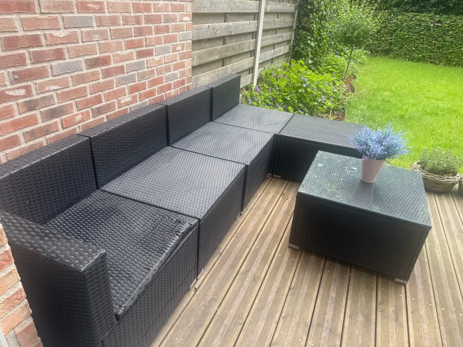 Lounge set met longchair en bijzettafel, Ophalen, 4 zitplaatsen, Gebruikt, Bijzettafel