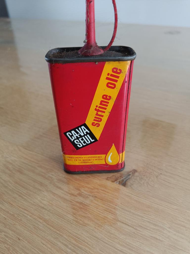 Vol blik olie ca va seul, Verzamelen, Merken en Reclamevoorwerpen, Ophalen of Verzenden