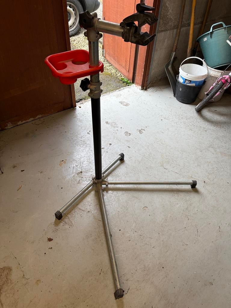 Trivio Montage standaard pro - TRV-TL-041, Fietsen en Brommers, Fietsaccessoires | Fietsgereedschap, Zo goed als nieuw, Ophalen
