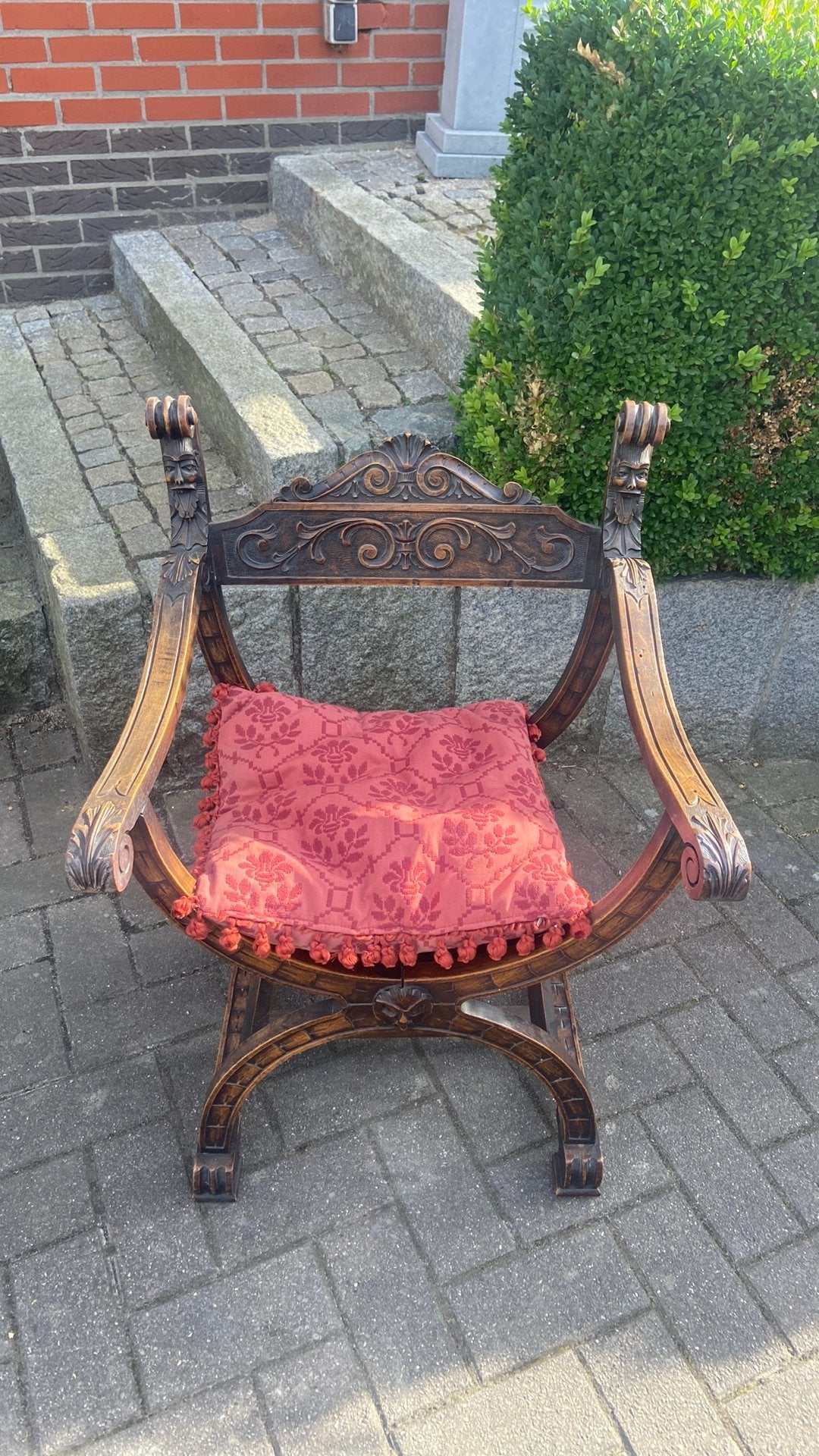 Fauteuil Renaissance ancien, patine d'origine, Enlèvement