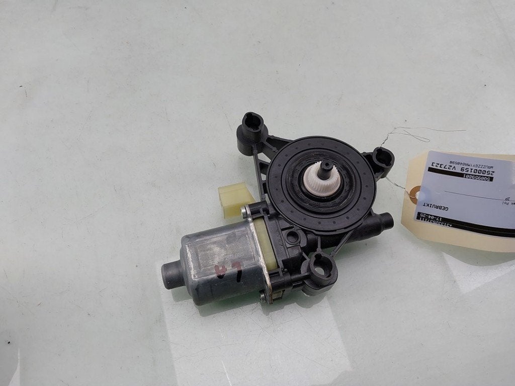 MOTEUR LEVE VITRE ELECTRIQUE Audi A3 Sportback (8YA), Dhr. J. Ham, Administratie@autoham.nl, Audi, Utilisé