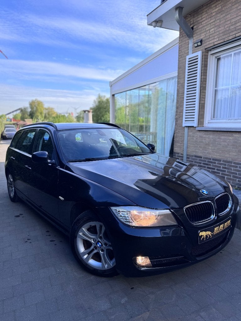 BMW 316D 2012, Auto's, Zwart, 4 cilinders, Zwart, Bedrijf