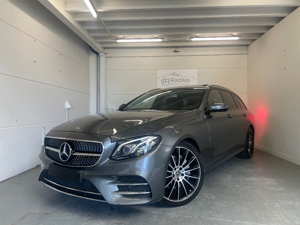 Mercedes-Benz - E250 - Benzine - Automaat, Auto's, Mercedes-Benz, Bedrijf, Te koop, E-Klasse, ABS, Achteruitrijcamera, Airbags