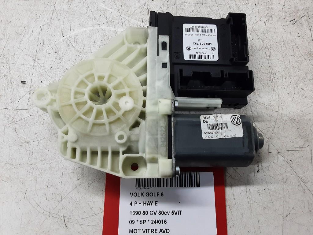 MOTOR RAAMMECHANIEK RECHTS VOOR Golf VI (5K1) (5K0959702D), Gebruikt, Volkswagen, Mevr. I. Hauben, Rue de l'Espoir 34 34
4030  GRIVEGNÉE, BE