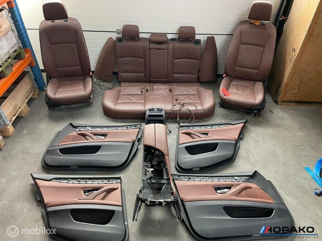 Interieur bruin leder BMW 5 serie F11 F10 | voor/achter verw, Gebruikt, Einsteinlaan 5 rijswijk, Ophalen of Verzenden, Info@bmw.com