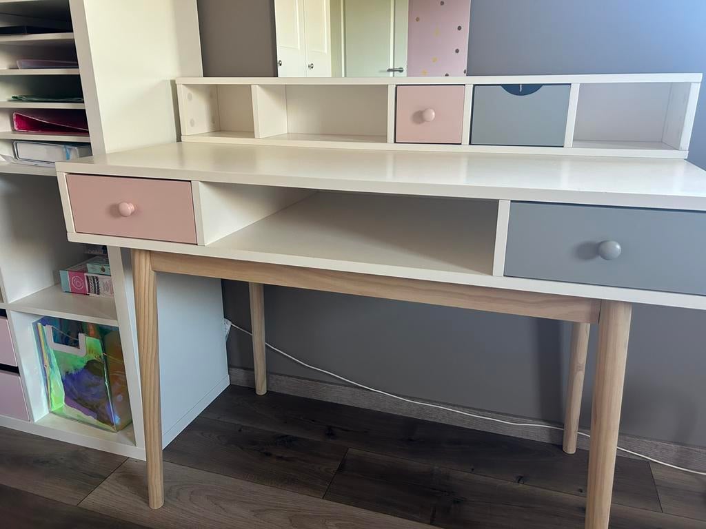 Bureau voor meisjes, Huis en Inrichting, Ophalen, Gebruikt, 110 cm, Kinderbureau
