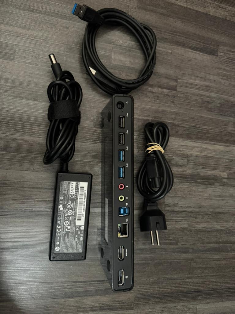 Dock pc portable hp complet avec chargeur, Informatique & Logiciels, Enlèvement ou Envoi, Comme neuf, Portable