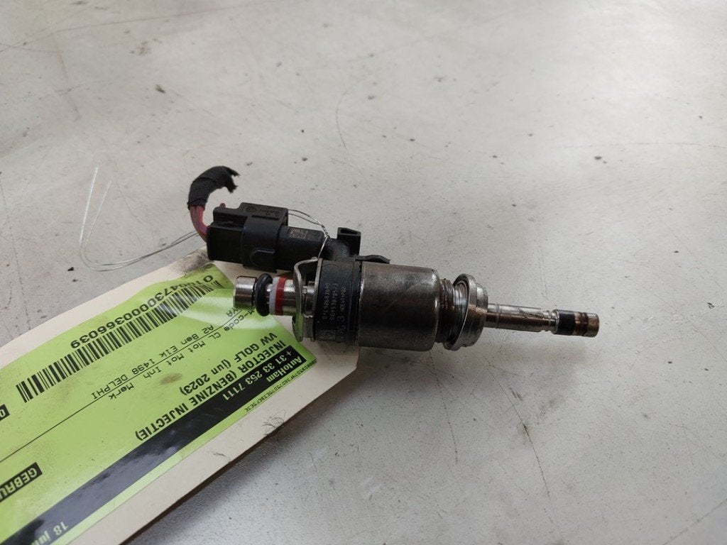 INJECTEUR Golf VIII (CD1) (|05E906036C|04E906036AD|), Autos : Pièces & Accessoires, Volkswagen, Utilisé, Lisa.Scalzo@aptiv.com