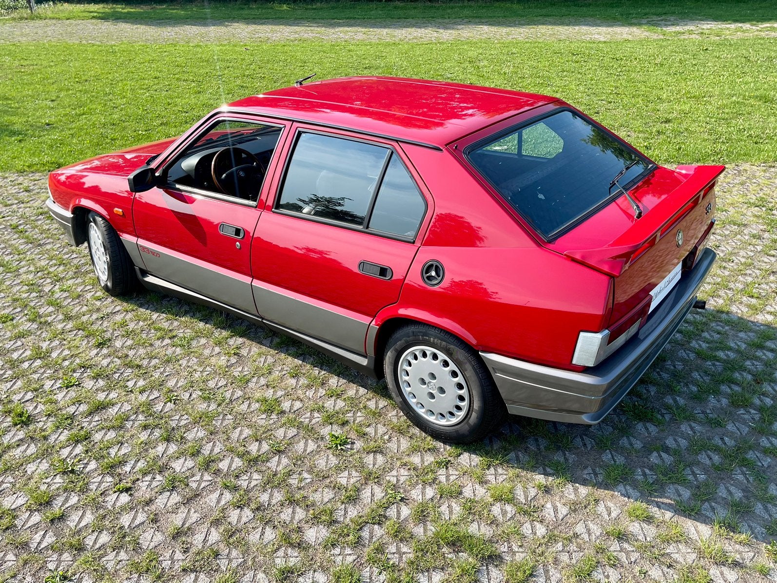 Alfa Romeo Red 33, foto 12