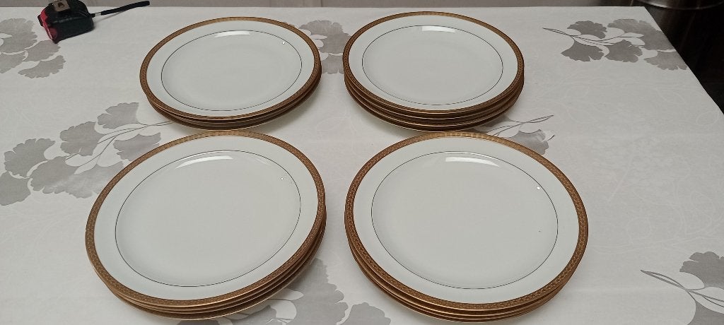 Lot 15 assiettes plates Limoges liseré doré 25cm, Assiettes(s), Enlèvement ou Envoi, Vintage, Utilisé