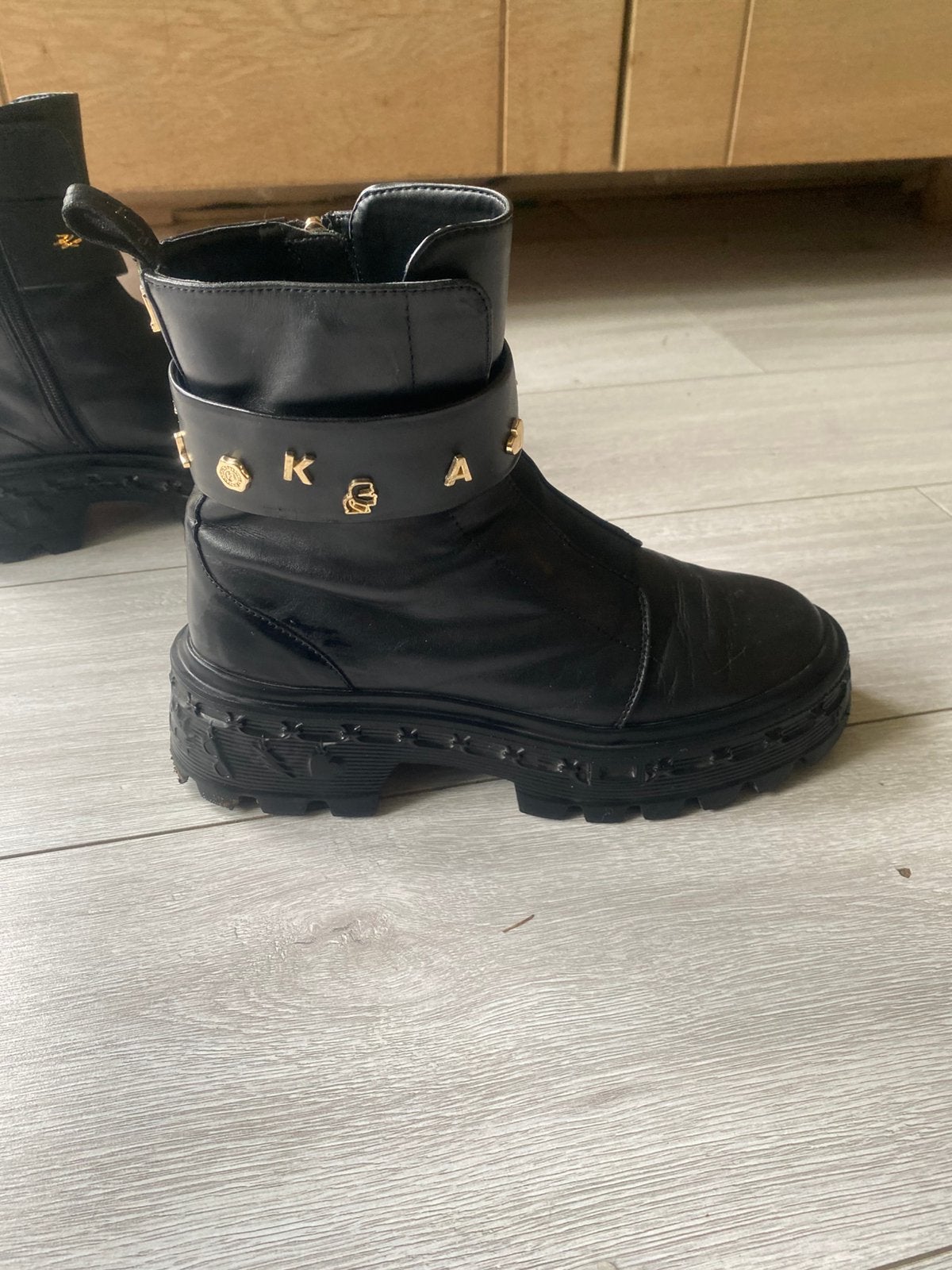 Karl Lagerfeld , maat 38,5 / 39, bijna nieuw., Kleding | Dames, Zwart, Nieuw, Wandelschoenen, Ophalen of Verzenden