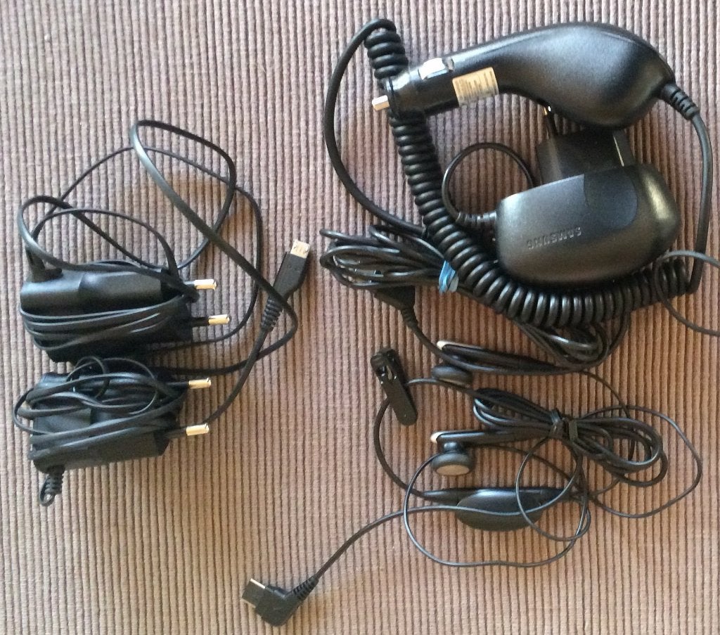 Samsung / Nokia 220v en car-/opladers, handsfree, Telecommunicatie, Ophalen, Nokia, Nokia
