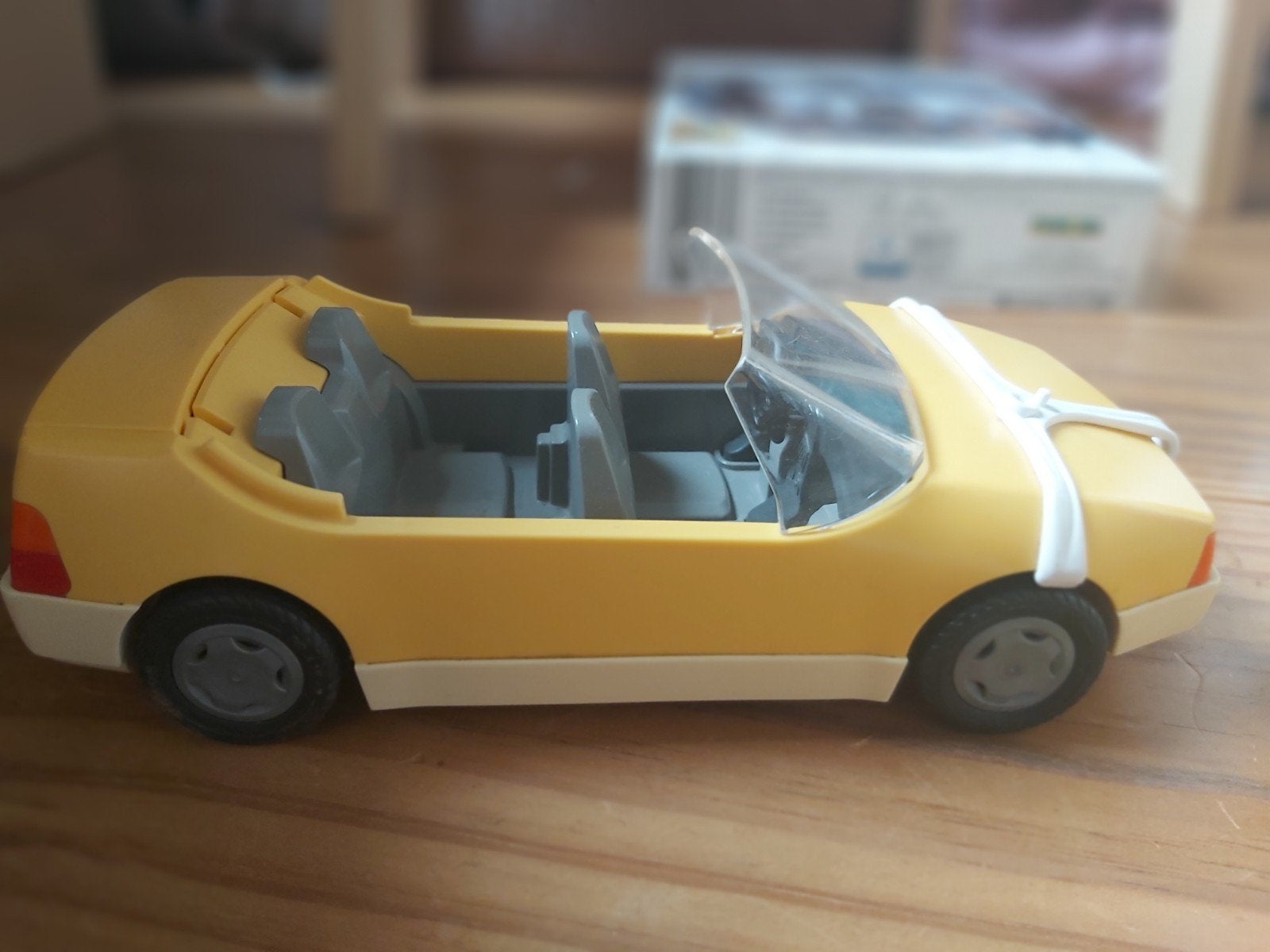 petite voiture playmobil, Enlèvement