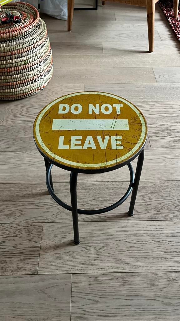 Vintage industrial stool / bijzettafel / table d’appoint, Maison & Meubles, Tables | Tables d'appoint, Moins de 55 cm, Enlèvement