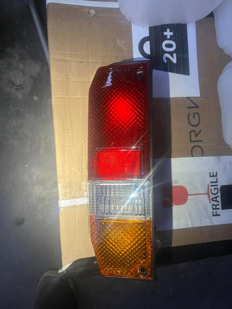 Toyota lancruiser bj70 achterlicht, Enlèvement, Toyota