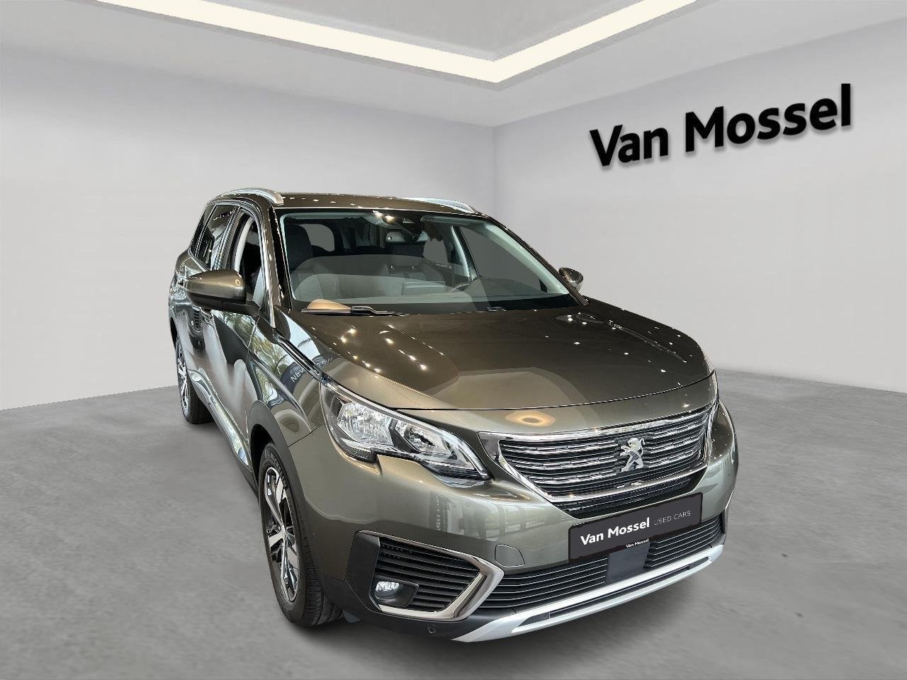Peugeot 5008 1.2 PureTech 96kW S&S Crossway 7 plaatsen !, Auto's, Voorwielaandrijving, Stof, Gebruikt, Euro 6