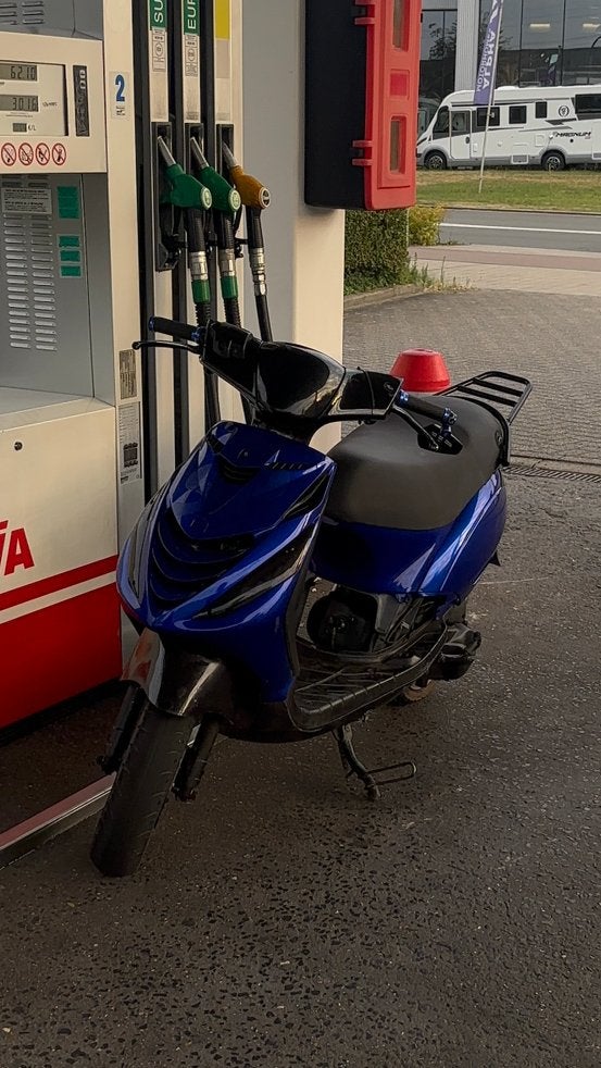Fermeture éclair 50cc 2t recherchée, Enlèvement, Comme neuf