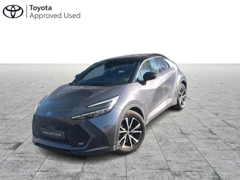 Toyota C-HR Dynamic Plus Bi-Tone, 72 kW, 5 deurs, Hybride Elektrisch/Benzine, 98 pk