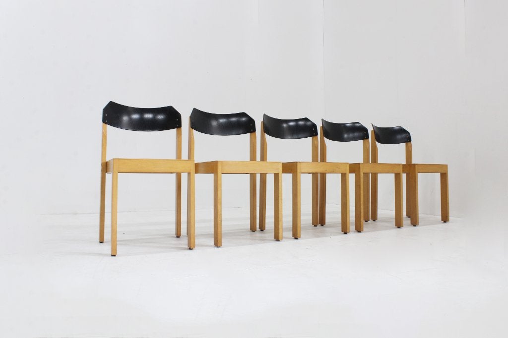 Vintage stackable mid century dining chairs set of 5, Verzamelen, Ophalen of Verzenden, Huis en Inrichting
