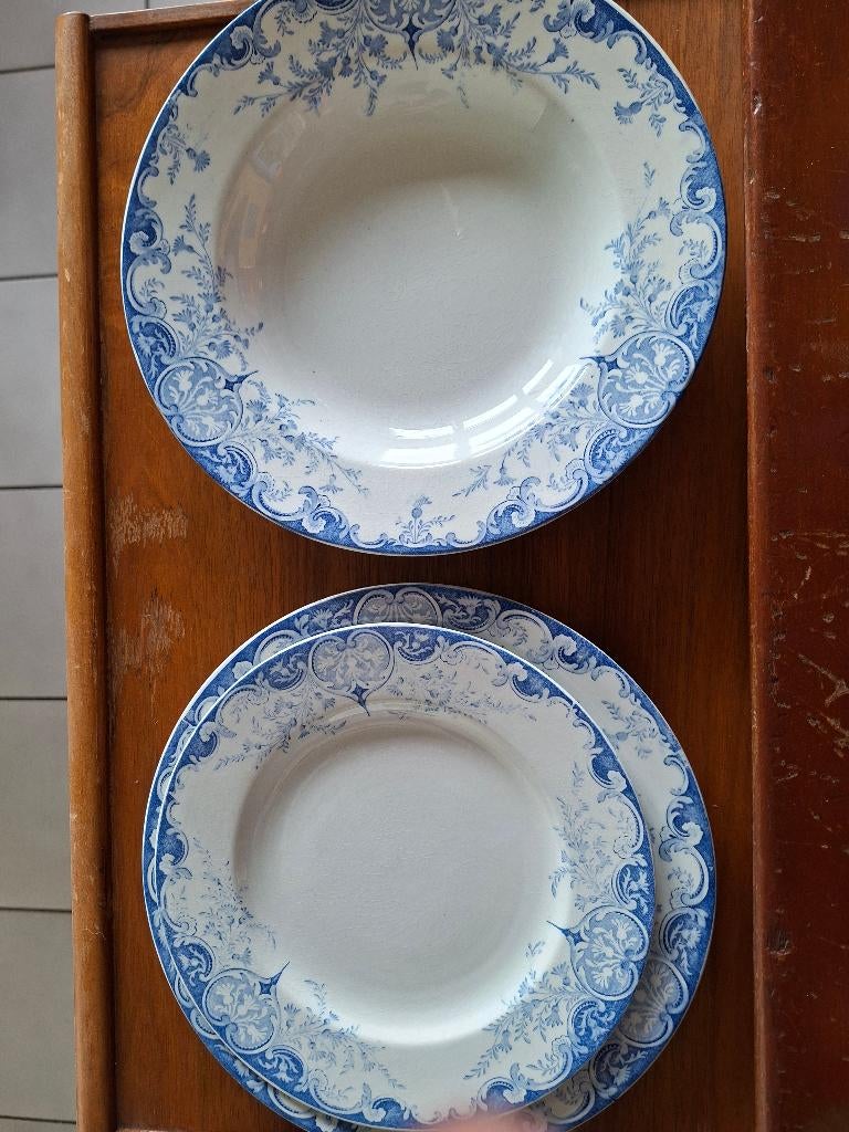 assiettes, Enlèvement, Utilisé, Porcelaine, Autres styles