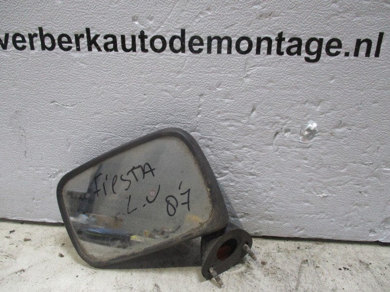 RETROVISEUR EXTERIEUR GAUCHE Ford Fiesta 2 (01-1983/11-1989), Henry-Ford-Straße  1
50735  Köln, DE, Ford-Werke GmbH, Kunden@ford.com